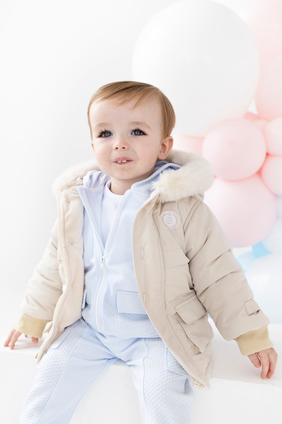 Jas beige met bontkraag