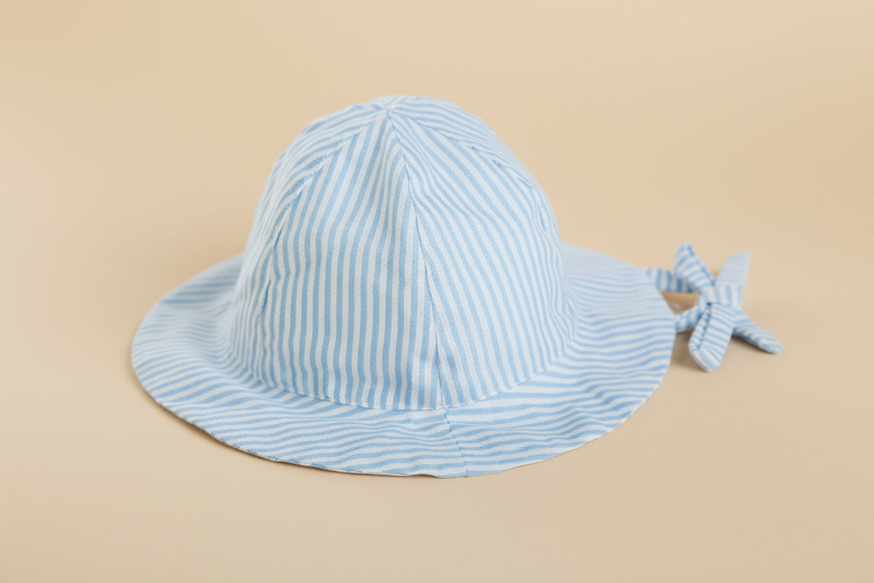 Hoedje wit met blauw - Baby Gi